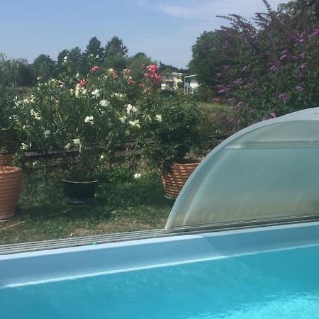 Blaues Haus Lägenhet Niederdorfelden Exteriör bild