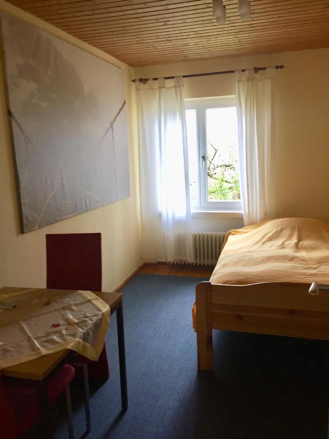 Blaues Haus Lägenhet Niederdorfelden Exteriör bild