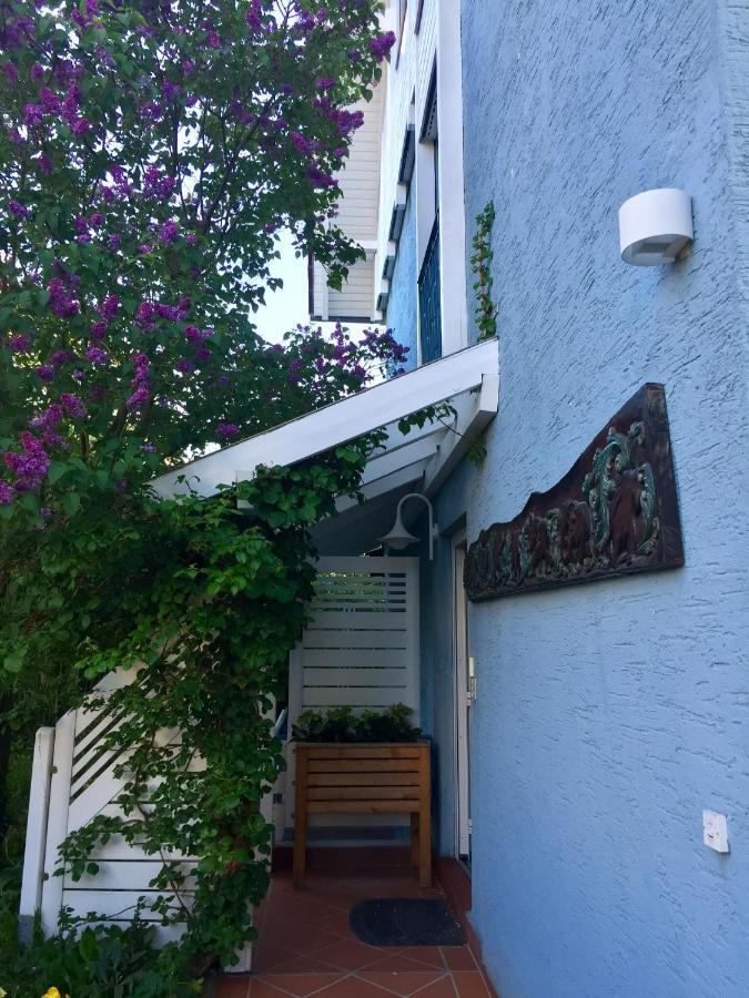 Blaues Haus Lägenhet Niederdorfelden Exteriör bild